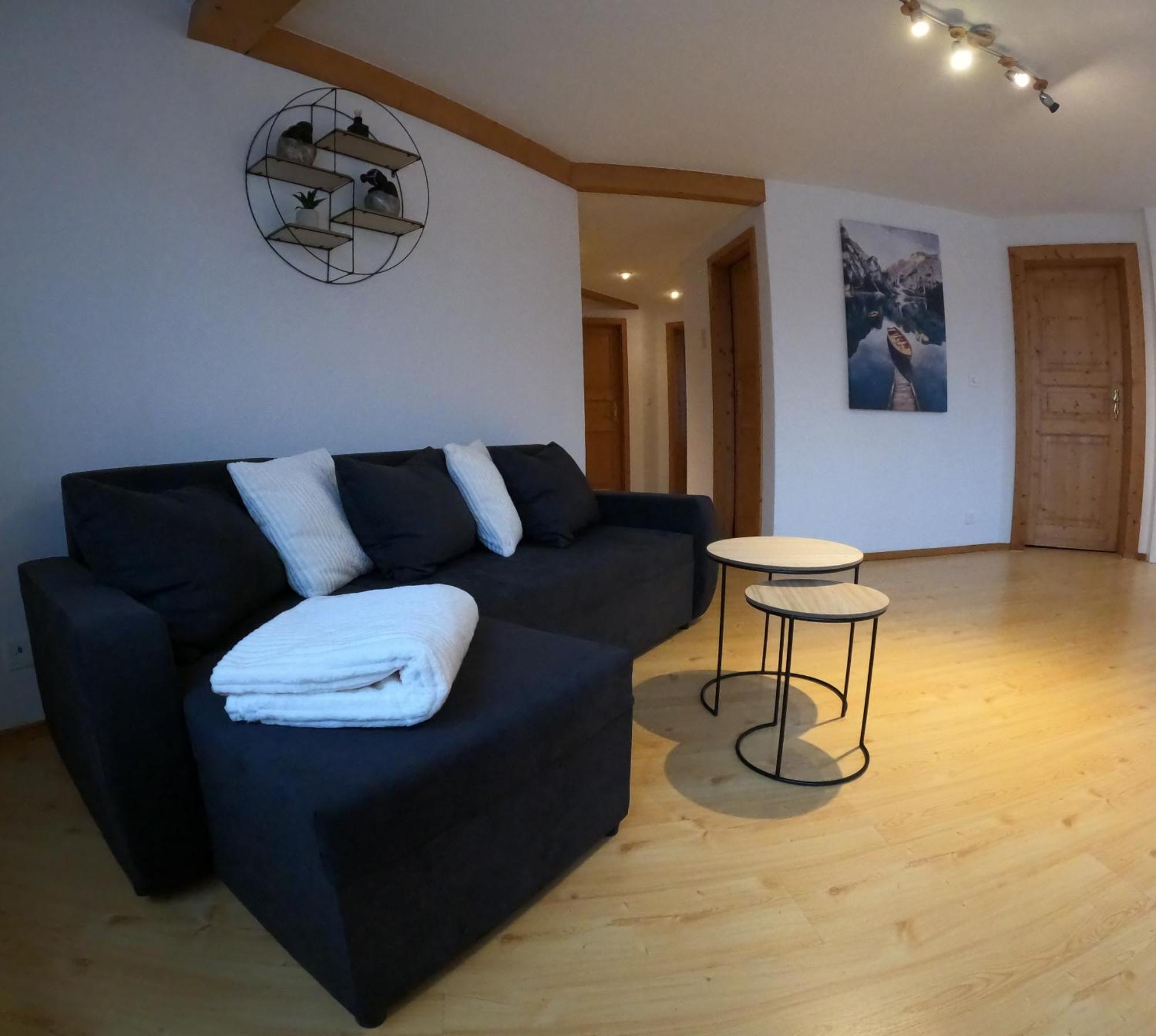Fine&Pine Center Apartment Matten bei Interlaken Exterior foto